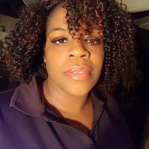 Meet your Posher, Ebony